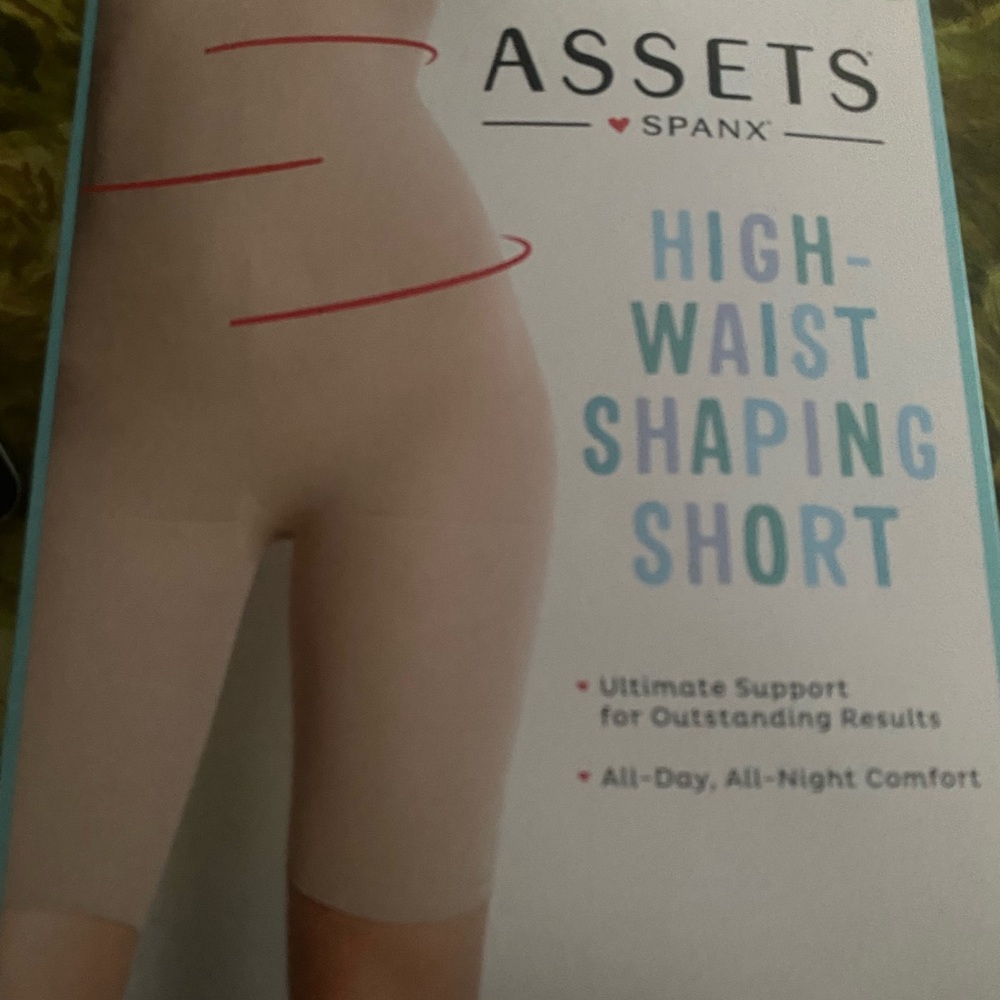 Spanx Assets   High Waist Shaping Shorts
